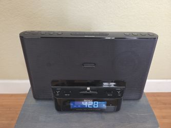 Sony Dream Machine Clock Radio & iPhone Speaker Dock
