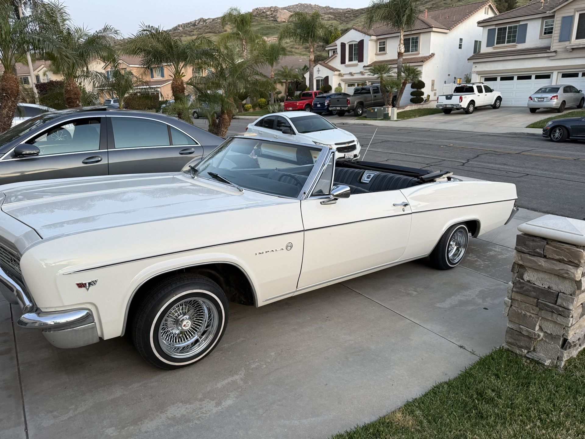 1966 CHEVY IMPALA
