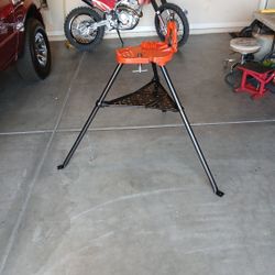 Ridgid 40A Pipe Threader Welding Vise Tristand