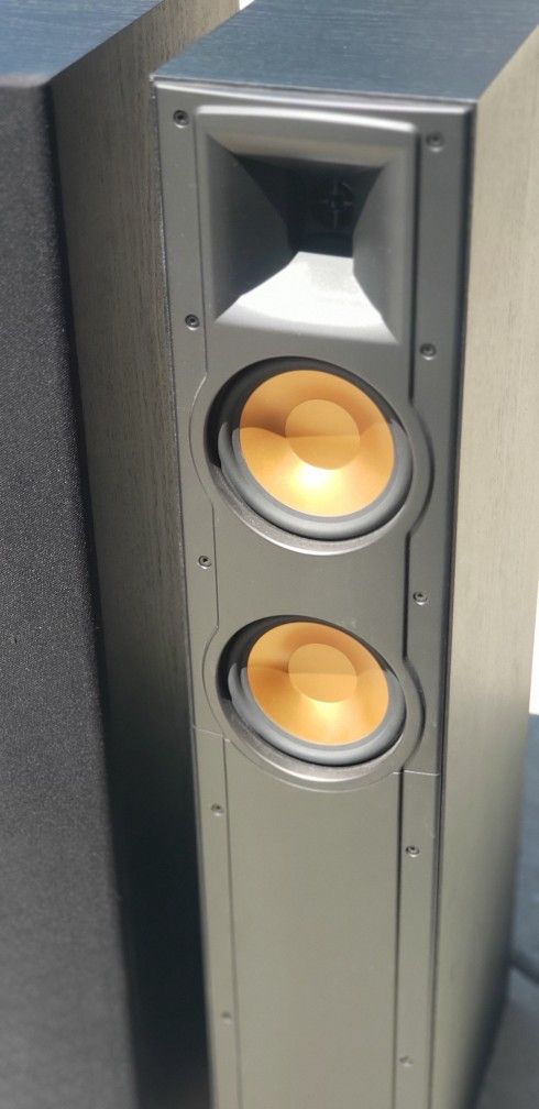 Is very nice pair of Klipsch Speakers $225