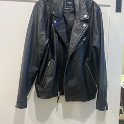 ABERCROMBIE & FITCH VEGAN LEATHER BIKER JACKET COAT BLACK MENS SIZE XL But Fits Like A Large Size 