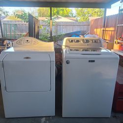Maytag Washer And Maytag Dryer Set
