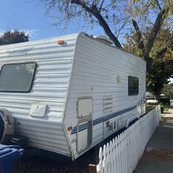 2000 Wknd Warrior N Toy Hauler