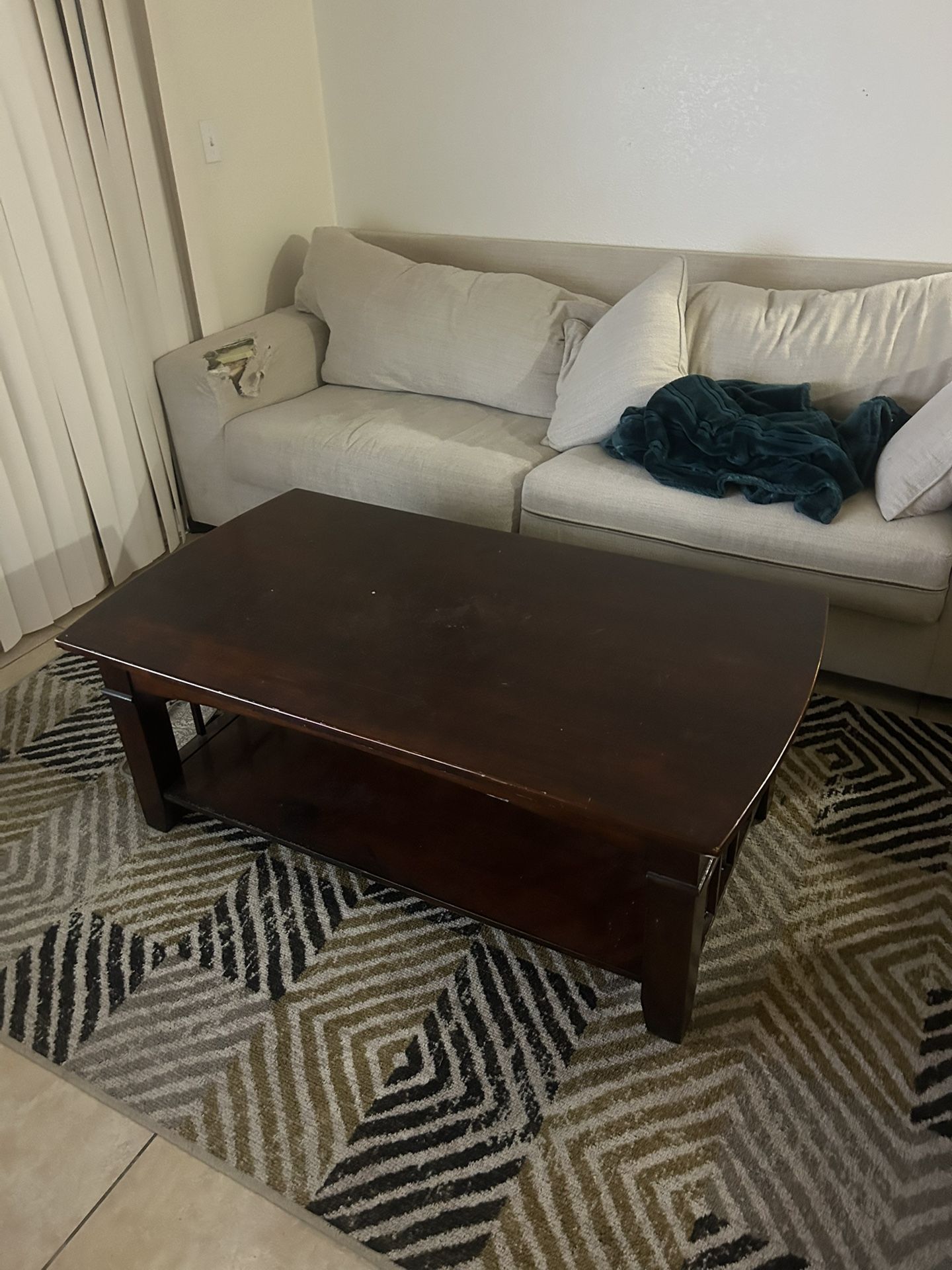 Coffee Table And Rug