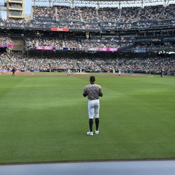 Padres Vs Pirates Saturday. 2 Tickets LF front Row 