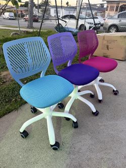 Kids Ergonomic Computer Office Chair for Small Desk Lumbar Support Breathable Mesh Seat for Student Home Office Chair