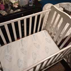 Angela 3 Level Portable Crib