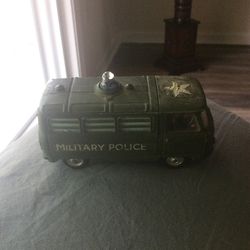 Corgi Toys Commer 3/4 Ton Military Police