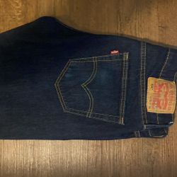 Dark blue Levi Jeans