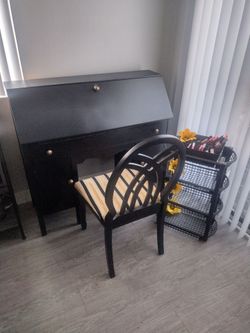 Desk Set