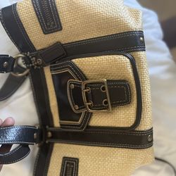 Authentic Coach Straw & Leather Bag – Buckle Detail