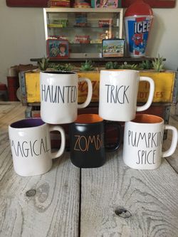 Set Of 5 Halloween Rae Dunn Mugs…2 Are Double-Sided