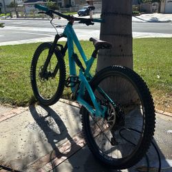 Yt Junior 27 1/2 Mountain Bike