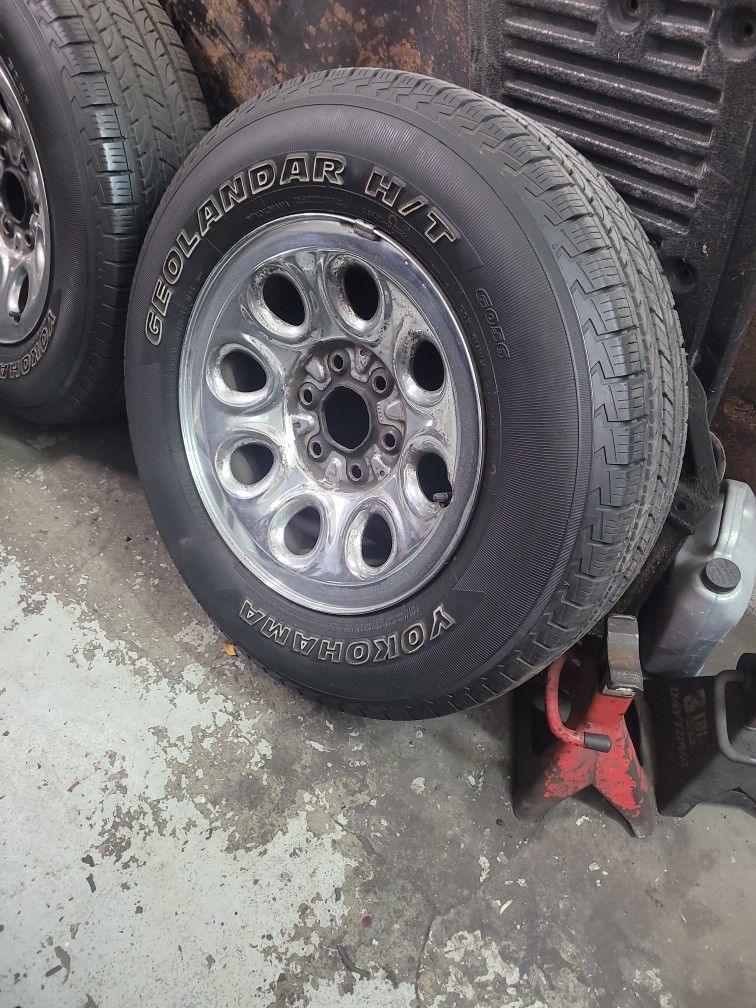 245/70/17  Yokohoma Tires