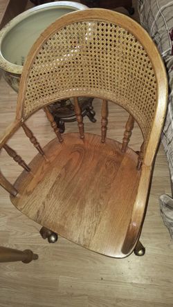 Rolling Swivel Desk Chair