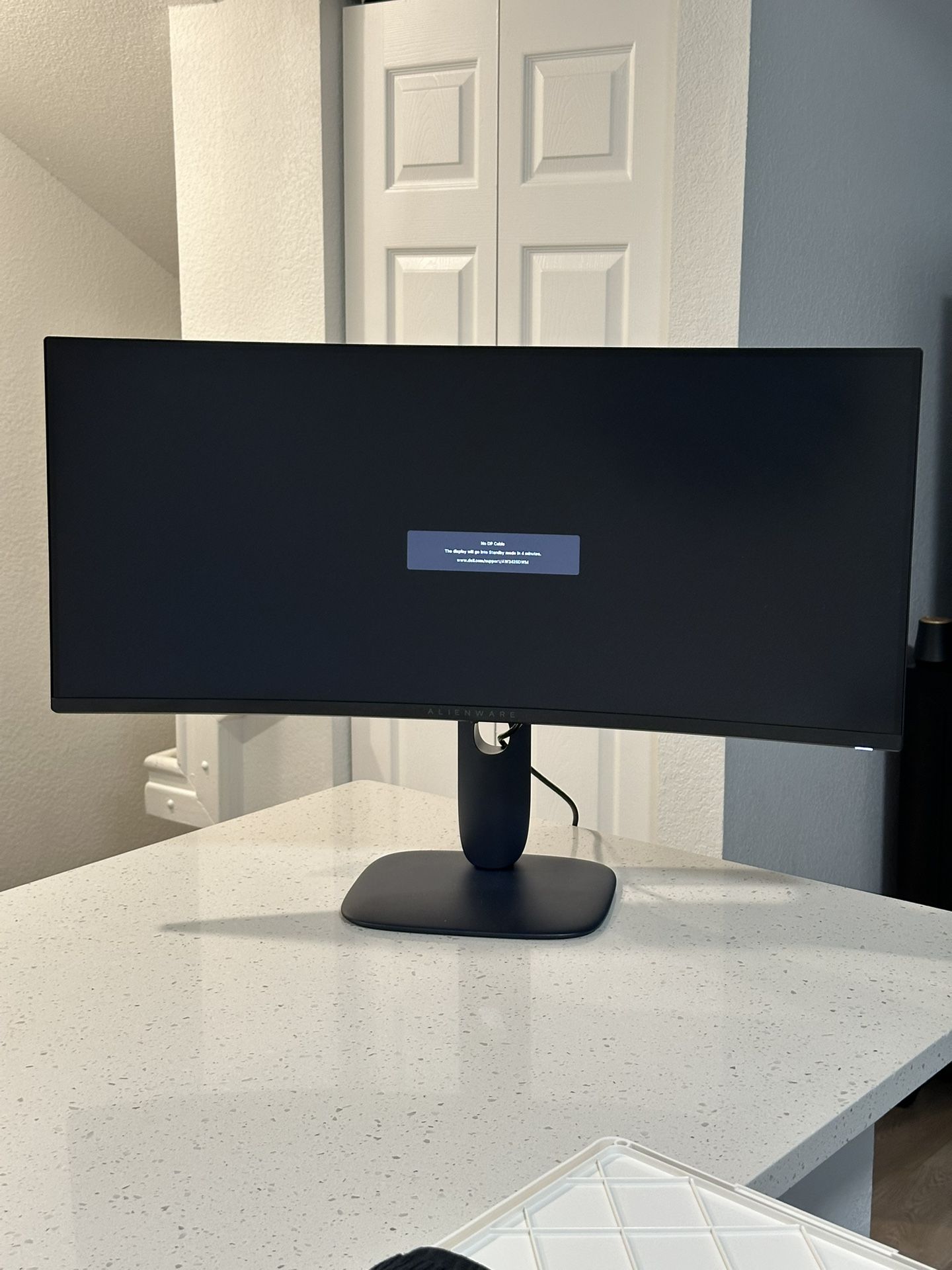 Alienware 34 Inch Curved Gaming Monitor 1440p & 180 Hz