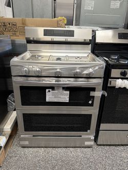 Samsung 30” gas range with air fry