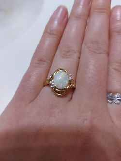 14k solid gold real opal & diamond ring