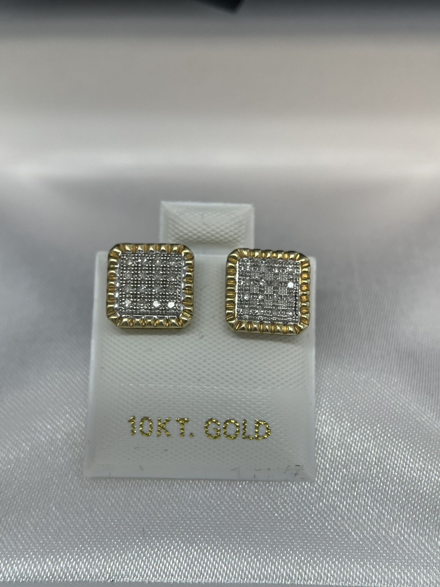 10 K Gold Diamond Earrings. New.