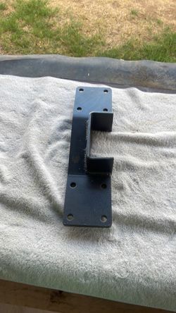 Auto motive suspension C Notch bracket