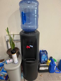 Oasis BPO1SHS BLK 5 Gallon Atlantis Contemporary Black Hot / Cold Top Load Water Cooler