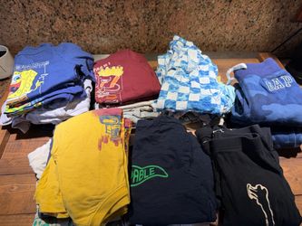 Size 4/5T tshirts doubles for twins