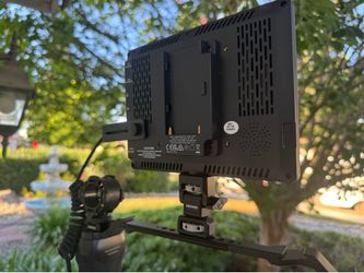 Newer 7 inch monitor with camera cage