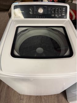 Frigidaire Washer & Dryer Set