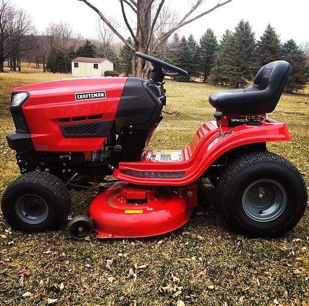 2015 Craftsman T1400 riding mower tractor