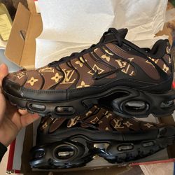 Nike Air Max Plus Shoes For Sale 300$ Willing To Negotiate Size 10