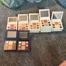 Laura Geller Eye Shadow Pallets