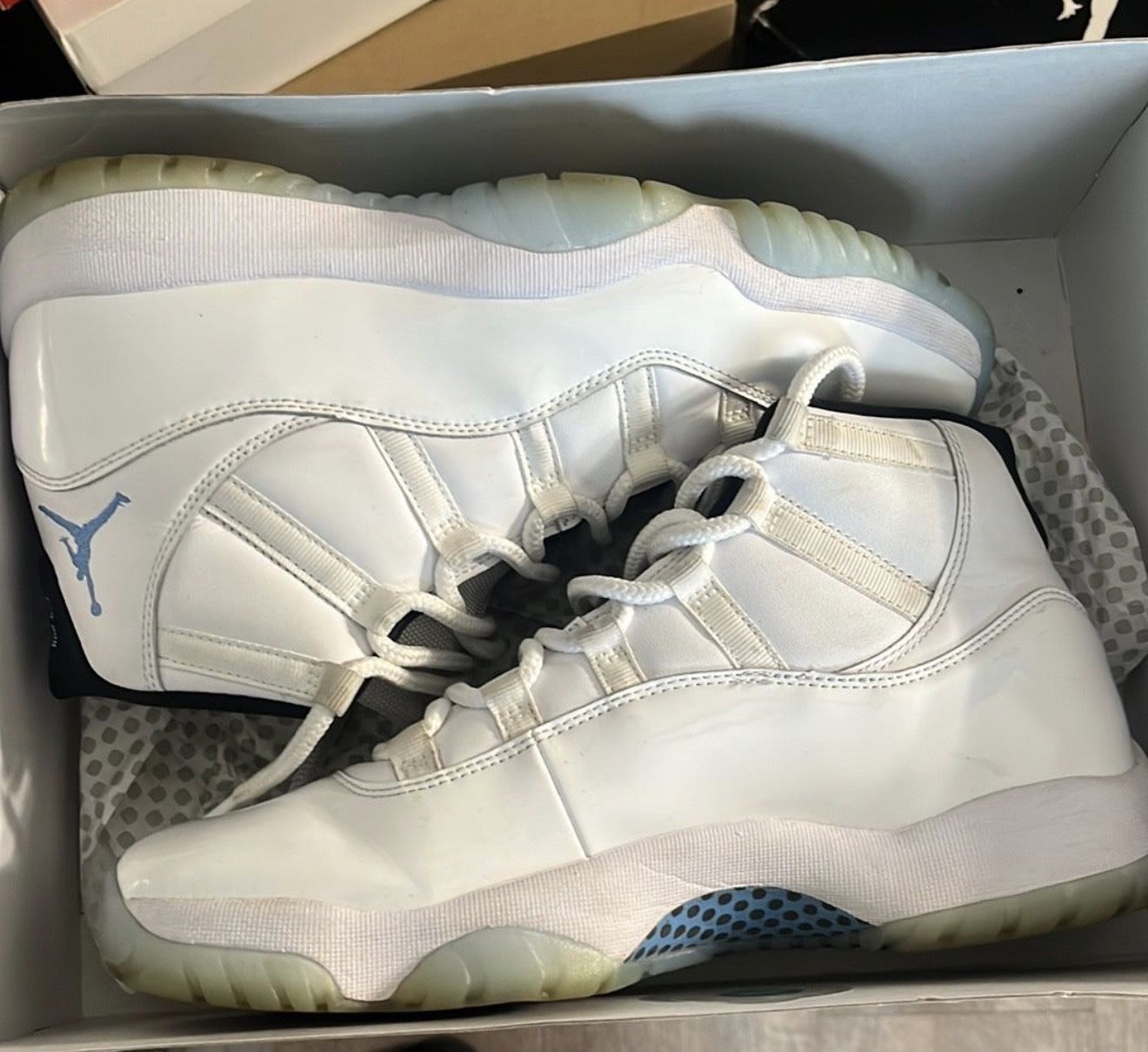 Size 10 .5 Air Jordan 11 Retro 2024 Legend Blue / Columbia Size 10.5 ...