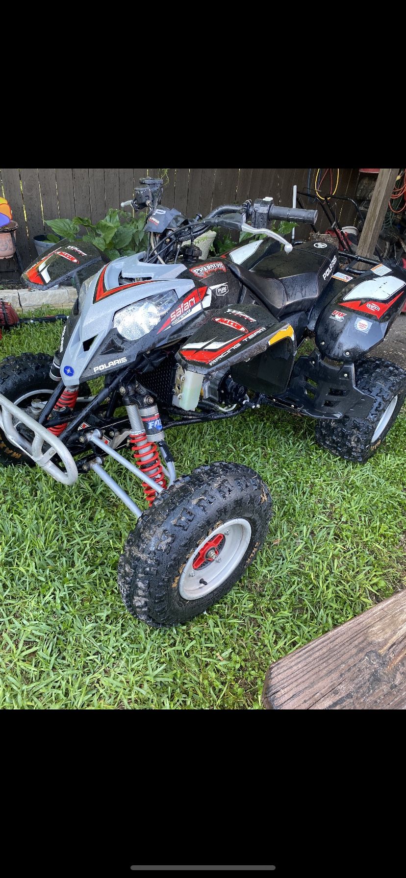 ATV Polaris Outlaw 500
