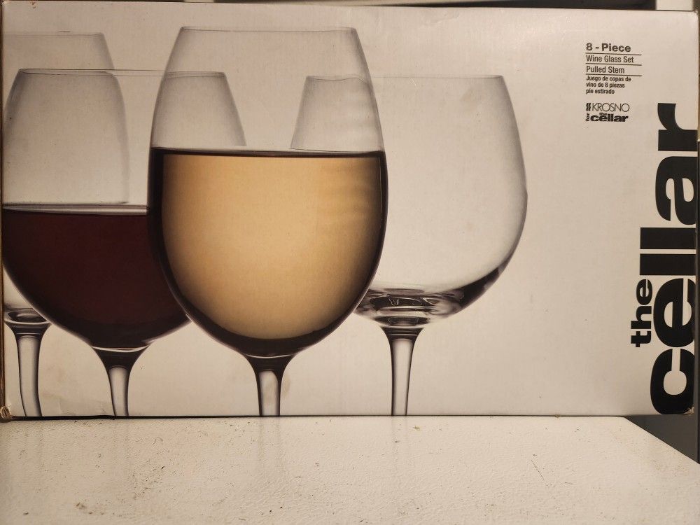 Wine Glass Set