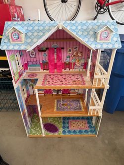 Kids Doll House