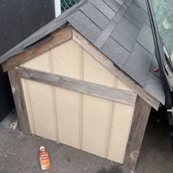 Two Dog House 