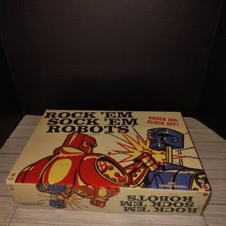 Rock'em Sock'em Robots 2014 Classic Boxing Game Retro Blue Red Bomber Mattel