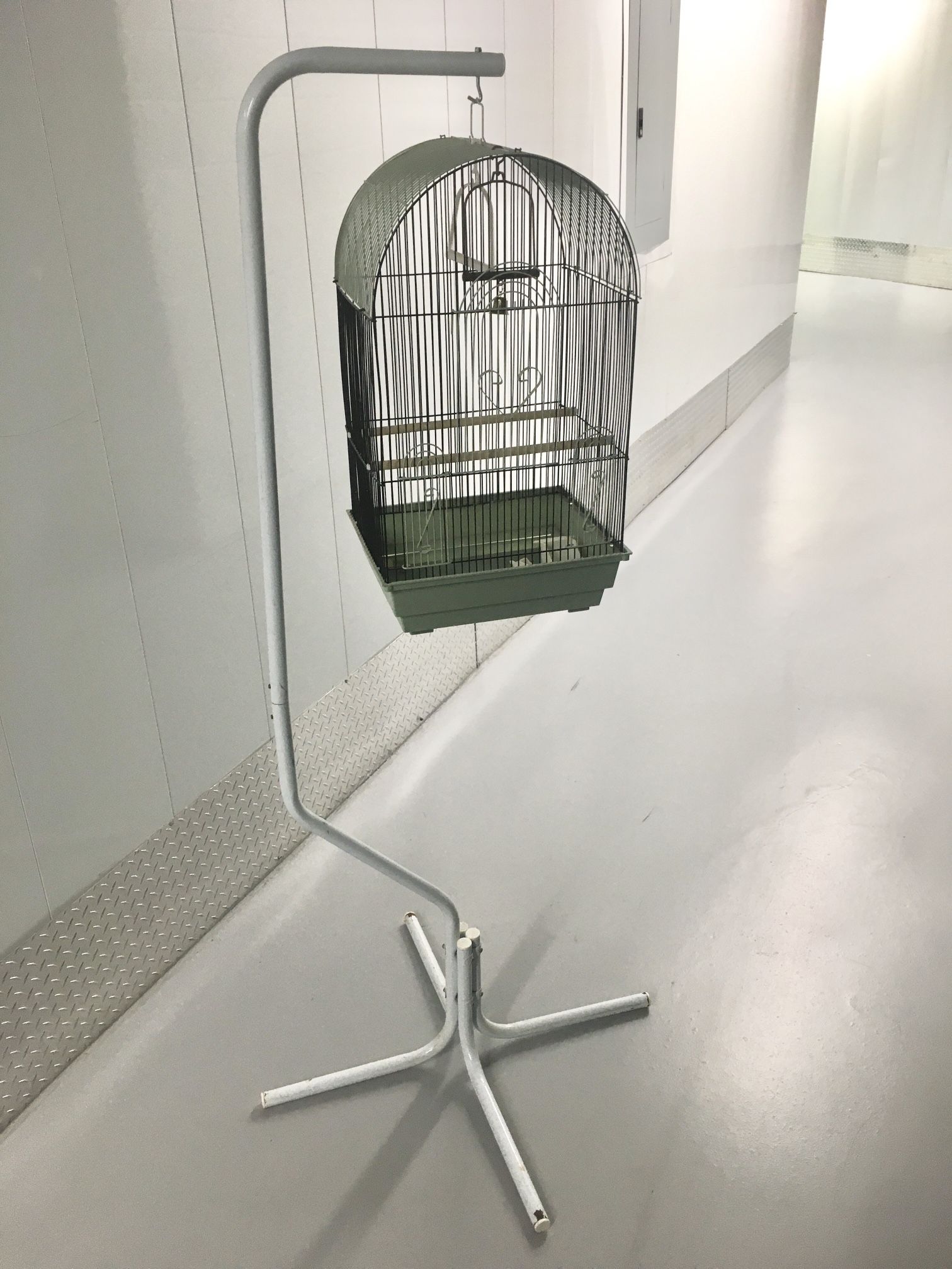 BIRD CAGE & STAND