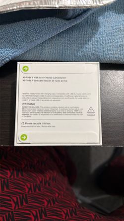 Apple Airpods 4 W/ Active Noise Cancellation