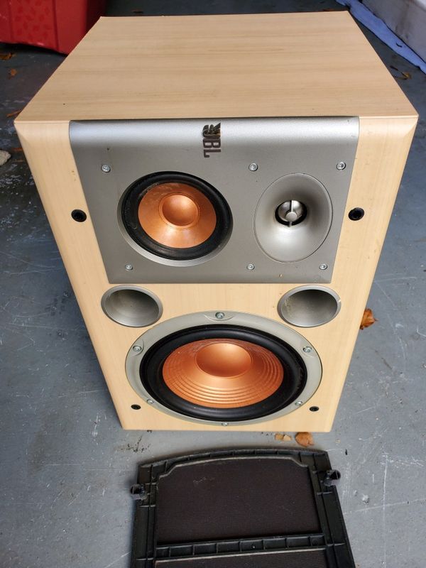 Single JBL S38 Studio Monitor 3way 8