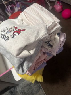 Free girl clothes 12-2t months /Gratis ropa de niña de 12meses a 2t