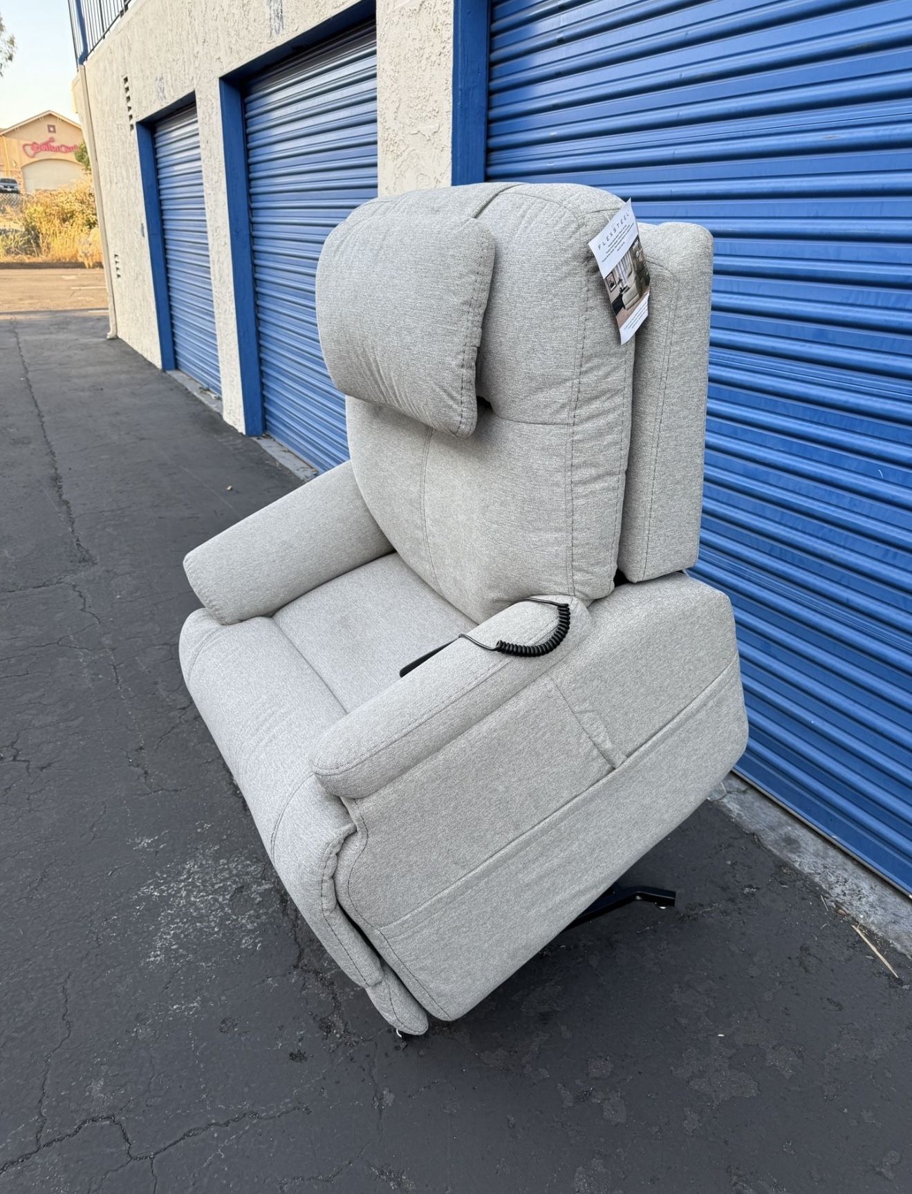 Flexsteel Zecliner Power Lift Sleep Recliner with Power Headrest and Lumbar