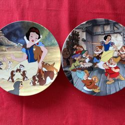 Snow White & The Seven Dwarfs Disney Knowles Plates