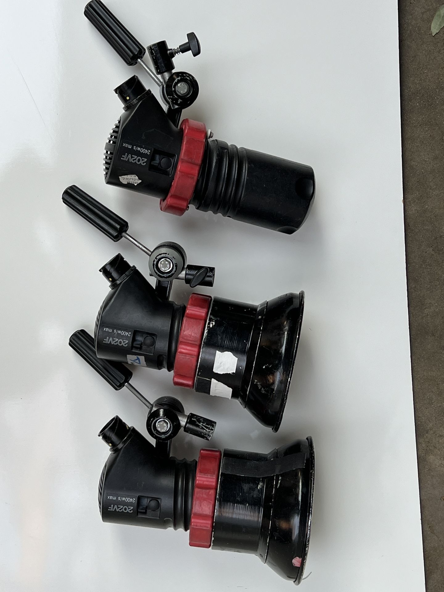 Speedotron Flash Heads