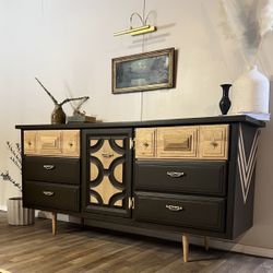 !!SOLD!! Original Restored Mid Century Dresser /credenza 