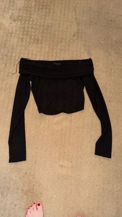 Black off the shoulder crop top women’s