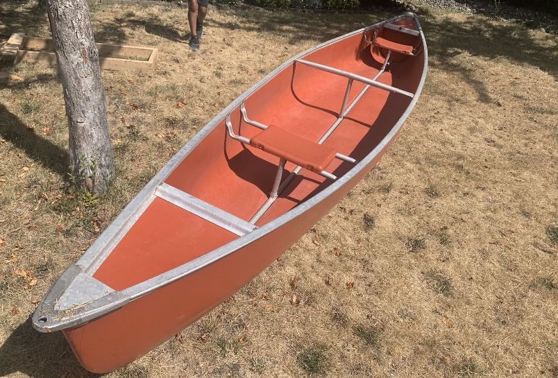 17 Ft. Canoe