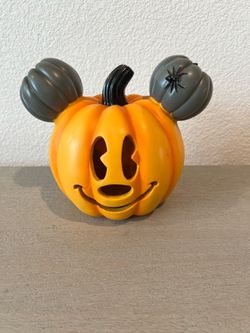 Mickey pumpkin