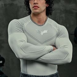 YOUNGLA - LONGSLEEVE BATMAN COMPRESSION - (SMALL) - 8004 - WHITE