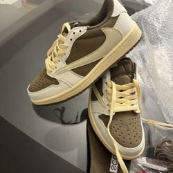 Jordan 1 Low Travis Scott Style – New, Unworn